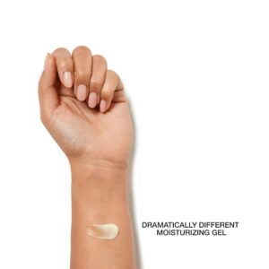 ژل آبرسان دراماتیکالی دیفرنت کلینیک حجم 125 میل مخصوص پوست چرب و مختلط ا Clinique Dramatically Different Moisturizing Gel